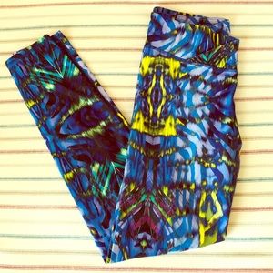 Fabletics Salar printed Powerhold legging